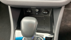 Hyundai IONIQ 1.6 GDi Plug-in Hybrid Premium SE 5dr DCT Hatchback